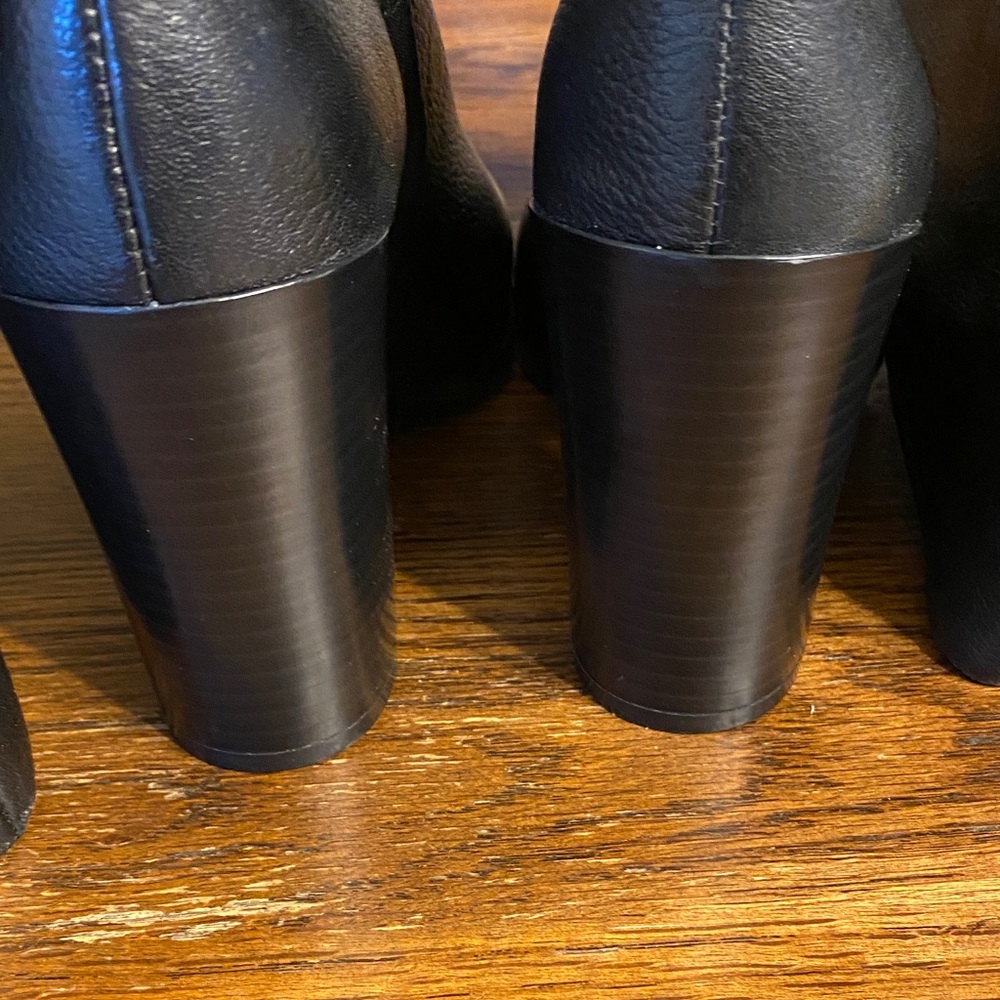 Kenneth Cole Black Leather Knee High Boots - Picture 6 of 13